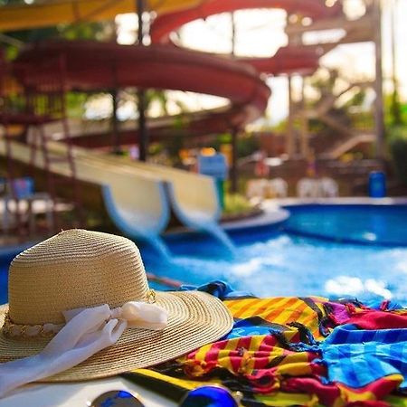 Hotel Golden Dolphin Com Cafe Da Manha! Piscinas 24H Caldas Novas Exterior foto